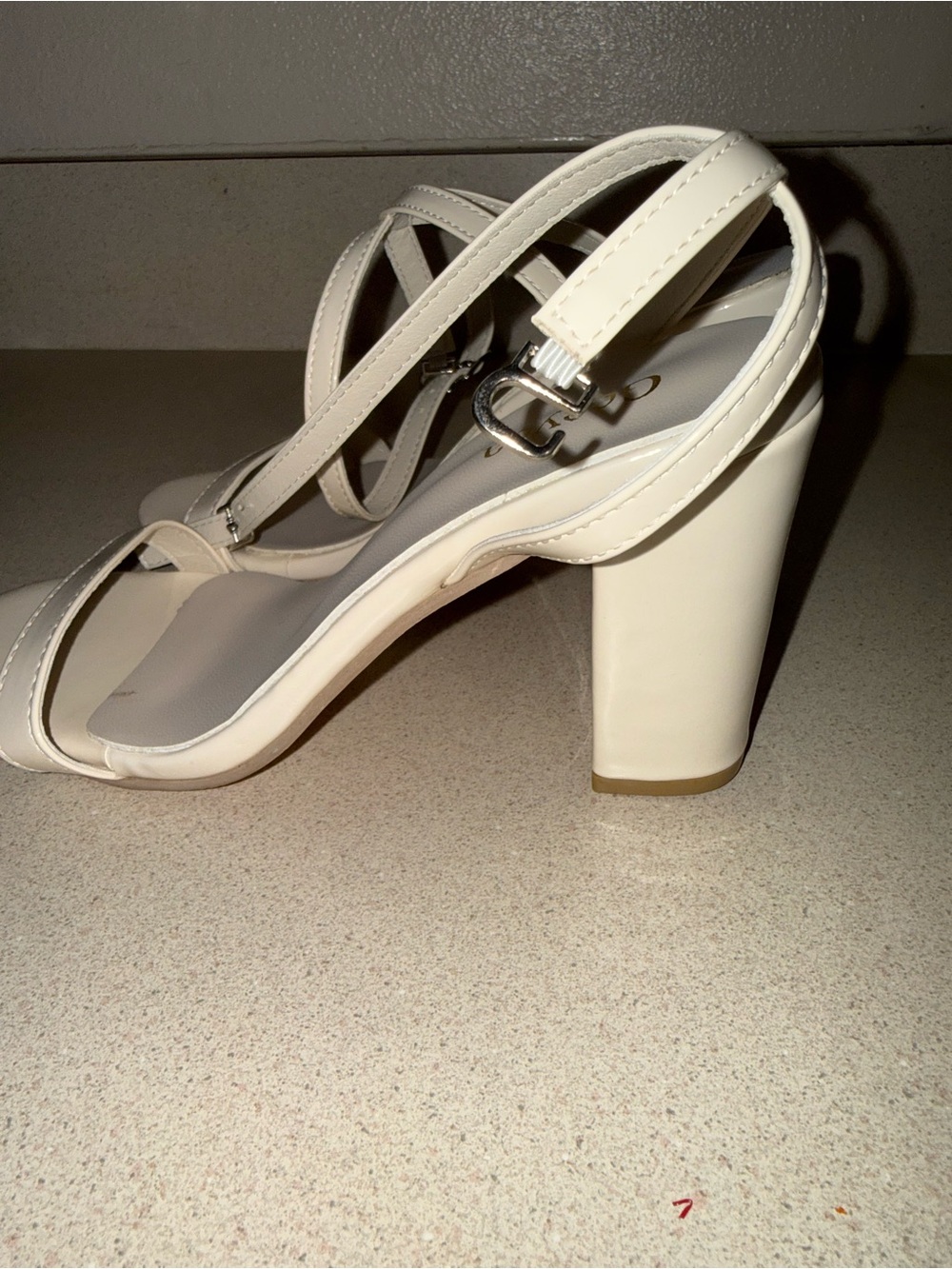 Geeyea White Strappy Block Heel Sandals